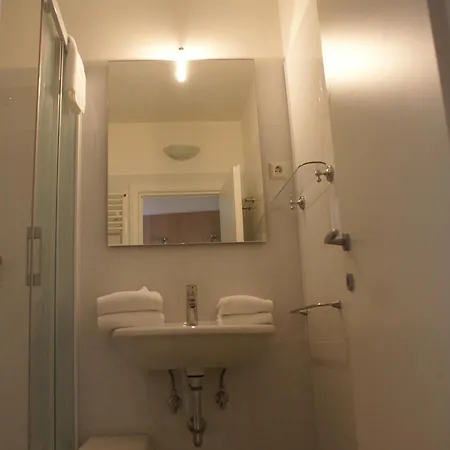 Appartementanlage Bach アパート