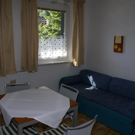 Appartementanlage Bach アパート